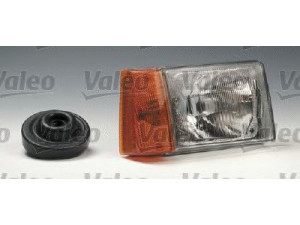 VALEO 063076 priekinis žibintas 
 Kėbulas -> Priekinis žibintas/dalys -> Priekinis žibintas/įterp.
46421728, 7550640, 7567157, 7567161