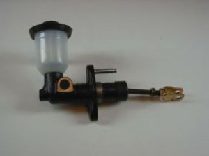 AISIN QT-017 pagrindinis cilindras, sankaba
3141020371