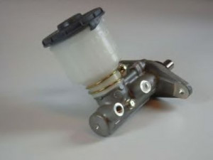 AISIN MH-015 pagrindinis cilindras, stabdžiai
46100-SF9-003, 46100-SF9-013, 46100-SF9-023