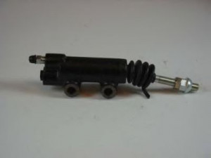 AISIN CRT-105 darbinis cilindras, sankaba
31470-60091