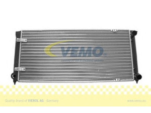 VEMO V15-60-5010 radiatorius, variklio aušinimas 
 Aušinimo sistema -> Radiatorius/alyvos aušintuvas -> Radiatorius/dalys
191 121 251 B, 191 121 251 BJ, 191 121 251 C