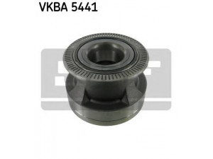 SKF VKBA 5441 rato guolio komplektas 
 Ašies montavimas/vairavimo mechanizmas/ratai -> Rato stebulė/montavimas -> Rato guolis
5010566154, 7421190412