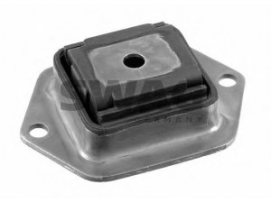 SWAG 64 92 2307 stebulės laikiklio įvorė 
 Ašies montavimas/vairavimo mechanizmas/ratai -> Ašies atrama/ašies korpusas/ašies montavimas -> Pasukamojo veleno sujungimas
5152.62, 5152.62