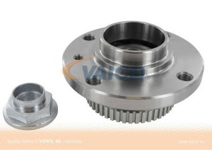 VAICO V20-0502 rato stebulė 
 Ašies montavimas/vairavimo mechanizmas/ratai -> Rato stebulė/montavimas -> Rato stebulė
31 21 1 127 307, 31 21 1 128 157