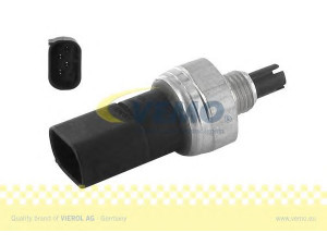 VEMO V30-73-0137 slėgio jungiklis, oro kondicionavimas 
 Oro kondicionavimas -> Jungiklis
203 830 03 72, 203 830 04 72