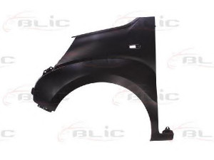 BLIC 6504-04-0553313P sparnas 
 Kėbulas -> Kėbulo dalys/ sparnas/buferis -> Purvasaugiai
7840W6