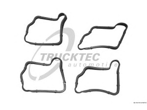 TRUCKTEC AUTOMOTIVE 02.10.137 tarpiklis, žvakių dėklas
271 016 0121