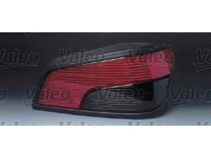 VALEO 085100 lęšis, kombinuotas galinis žibintas 
 Kėbulas -> Šviesos -> Kombinuotas galinis žibintas/dalys -> Kombinuotas galinis žibintas, dalys
635253