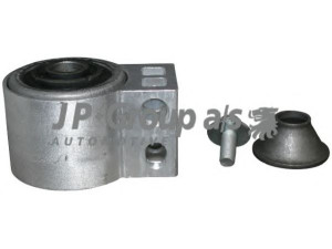JP GROUP 1250300200 valdymo svirties/išilginių svirčių įvorė 
 Ašies montavimas/vairavimo mechanizmas/ratai -> Valdymo svirtis/pasukamosios svirties sujungimas -> Montavimas/sutvirtinimas
71740107, 0352319, 352319, 12786412