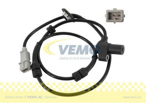 VEMO V42-72-0006 jutiklis, rato greitis 
 Elektros įranga -> Jutikliai
4545.48, 96 183 217, 96 252 846