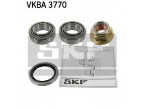 SKF VKBA 3770 rato guolio komplektas 
 Ašies montavimas/vairavimo mechanizmas/ratai -> Rato stebulė/montavimas -> Rato guolis
MB 515471, 52720-24000, 52720-24100