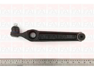 FAI AutoParts SS2461 vikšro valdymo svirtis 
 Ašies montavimas/vairavimo mechanizmas/ratai -> Valdymo svirtis/pasukamosios svirties sujungimas -> Vairo trauklės (valdymo svirtis, išilginis balansyras, diago
4705172, 4520075F00