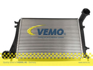 VEMO V15-60-6034 tarpinis suslėgto oro aušintuvas, kompresorius 
 Variklis -> Oro tiekimas -> Įkrovos agregatas (turbo/superįkrova) -> Tarpinis suslėgto oro aušintuvas
1K0 145 803 F, 1K0 145 803 H, 1K0 145 803 Q