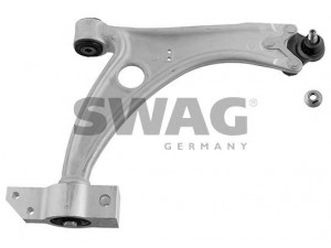 SWAG 30 94 4218 vikšro valdymo svirtis 
 Ašies montavimas/vairavimo mechanizmas/ratai -> Valdymo svirtis/pasukamosios svirties sujungimas -> Vairo trauklės (valdymo svirtis, išilginis balansyras, diago
8J0 407 151 D, 8J0 407 151 D S2