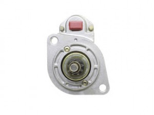 ALANKO 440117 starteris 
 Elektros įranga -> Starterio sistema -> Starteris
M3T88371, 055911023B, 175911023B