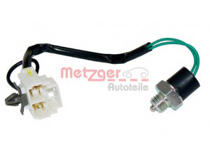 METZGER 0912053 jungiklis, atbulinės eigos žibintas 
 Elektros įranga -> Šviesų jungikliai/relės/valdymas -> Šviesų jungiklis/svirtis
F522-17-640B, F522-17-640C, F523-17-640B