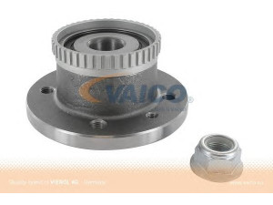 VAICO V46-0450 rato guolio komplektas 
 Ašies montavimas/vairavimo mechanizmas/ratai -> Rato stebulė/montavimas -> Rato guolis
77 01 204 666