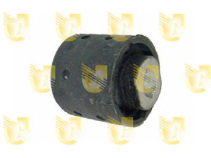 UNIGOM 391356 stebulės laikiklio įvorė 
 Ašies montavimas/vairavimo mechanizmas/ratai -> Ašies atrama/ašies korpusas/ašies montavimas -> Pasukamojo veleno sujungimas
33171093175, 33176770788