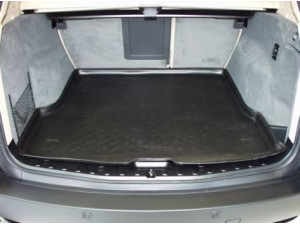 CARBOX 202046000 bagažinės / krovinių skyriaus guminis kilimėlis 
 Vidaus įranga -> Bagažinė