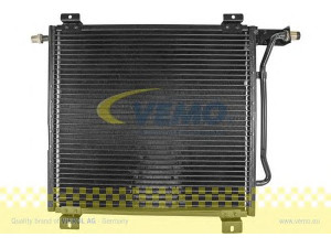 VEMO V46-62-0014 kondensatorius, oro kondicionierius 
 Oro kondicionavimas -> Kondensatorius
77 00 825 961