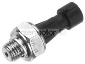 STANDARD 50982 alyvos slėgio jungiklis 
 Variklis -> Variklio elektra
7710823, 7710824
