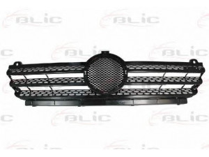 BLIC 6502-07-3546992P radiatorius grotelės 
 Kėbulas -> Kėbulo dalys/ sparnas/buferis -> Priekinis aerodinaminio pasipriešinimo sumažinimas/grotelės
A9018800385