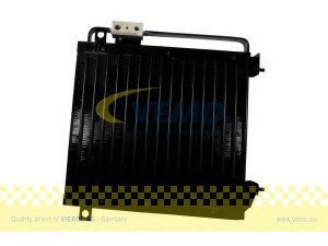 VEMO V33-62-0001 kondensatorius, oro kondicionierius 
 Oro kondicionavimas -> Kondensatorius
05 012 649 AA, 05 264 418, 5 264 418