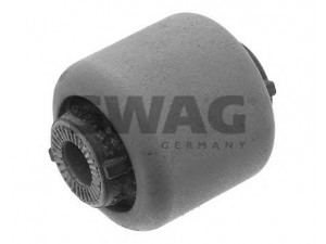 SWAG 20 94 0392 valdymo svirties/išilginių svirčių įvorė 
 Ašies montavimas/vairavimo mechanizmas/ratai -> Valdymo svirtis/pasukamosios svirties sujungimas -> Montavimas/sutvirtinimas
31 10 6 786 959
