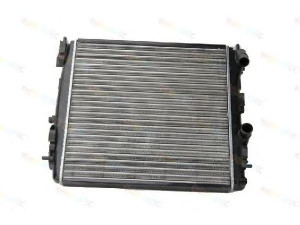 THERMOTEC D7R006TT radiatorius, variklio aušinimas 
 Aušinimo sistema -> Radiatorius/alyvos aušintuvas -> Radiatorius/dalys
82 00 072 713, 8200072713