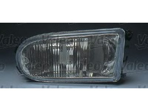 VALEO 085835 rūko žibintas 
 Kėbulas -> Pagalbiniai žibintai/dalys -> Rūko žibintas/dalys -> Rūko žibintas/įterp.
7701040681