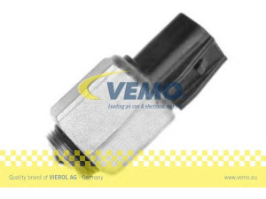 VEMO V25-73-0008 jungiklis, atbulinės eigos žibintas 
 Elektros įranga -> Šviesų jungikliai/relės/valdymas -> Šviesų jungiklis/svirtis
1 087 523, 1 803 502, XS4T 15520 AA