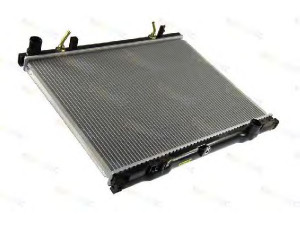 THERMOTEC D70305TT radiatorius, variklio aušinimas 
 Aušinimo sistema -> Radiatorius/alyvos aušintuvas -> Radiatorius/dalys
25310-3E300