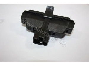 AUTOMEGA 3012240053 korpusas, valstybinio numerio apšvietimas 
 Kėbulas -> Šviesos -> Valstybinio numerio apšvietimas/dalys -> Valstybinio numerio apšvietimas/dalys
1224053, 1224053, 09192061, 1224053