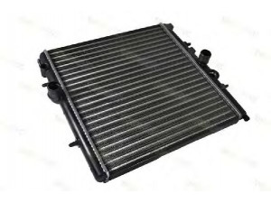 THERMOTEC D7P007TT radiatorius, variklio aušinimas 
 Aušinimo sistema -> Radiatorius/alyvos aušintuvas -> Radiatorius/dalys
133037, 1330H2, 1330.37, 1330.B3