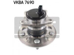 SKF VKBA 7690 rato guolio komplektas 
 Ašies montavimas/vairavimo mechanizmas/ratai -> Rato stebulė/montavimas -> Rato guolis
42450-06110, 42450-33030