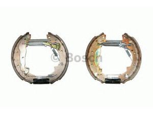 BOSCH 0 204 114 529 stabdžių trinkelių komplektas 
 Techninės priežiūros dalys -> Papildomas remontas
77 01 203 697