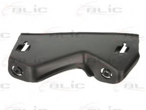 BLIC 7802-03-9540382P montavimo komplektas, purvasargis 
 Kėbulas -> Transporto priemonės priekis -> Sparnas/montavimo dalys
3C0807506