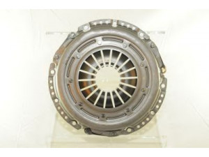 AISIN CZ-944 sankabos suspaudimo plokštelė 
 Sankaba/dalys -> Sankabos suspaudimo plokštelė
3M51-7563-GB, L301-16-410, L30116410A