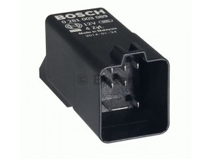 BOSCH 0 281 003 089 valdymo blokas, kaitinimo žvakių sistema 
 Elektros įranga -> Valdymo blokai
038 907 281 C, 038 907 281 C