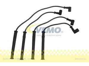 VEMO V46-70-0026 uždegimo laido komplektas 
 Kibirkšties / kaitinamasis uždegimas -> Uždegimo laidai/jungtys
22450-00Q0A, 22450-00Q0C, 22450-00QAA