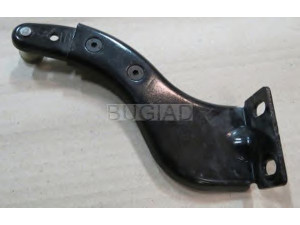 BUGIAD BSP23718 ritinėlio kreiptuvas, atstumiamos durys 
 Kėbulas -> Keleivių kabina -> Durys/dalys
2K0 843 435 B