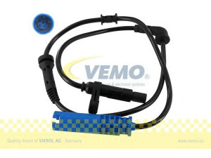 VEMO V20-72-0485 jutiklis, rato greitis 
 Elektros įranga -> Jutikliai
34 52 6 756 384