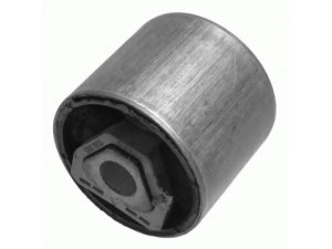 LEMFÖRDER 10530 01 valdymo svirties/išilginių svirčių įvorė 
 Ašies montavimas/vairavimo mechanizmas/ratai -> Valdymo svirtis/pasukamosios svirties sujungimas -> Montavimas/sutvirtinimas
1 136 605, 31 12 1 136 605
