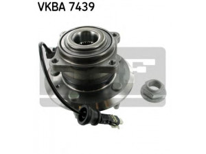 SKF VKBA 7439 rato guolio komplektas 
 Ašies montavimas/vairavimo mechanizmas/ratai -> Rato stebulė/montavimas -> Rato guolis
25903295, 48 04 658, 48 14 139