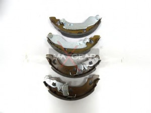 MAXGEAR 19-0246 stabdžių trinkelė 
 Stabdžių sistema -> Būgninis stabdys -> Stabdžių įdėklas/ trinkelė
71738378, 77362297, 9945975, 9947773