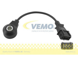 VEMO V10-72-0922 detonacijos jutiklis 
 Elektros įranga -> Jutikliai
06A 905 377, 06A 905 377, 06A 905 377