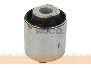 VAICO V10-7084 valdymo svirties/išilginių svirčių įvorė 
 Ašies montavimas/vairavimo mechanizmas/ratai -> Valdymo svirtis/pasukamosios svirties sujungimas -> Montavimas/sutvirtinimas
701 407 140 B, 701 407 140 C, 7D0 407 140