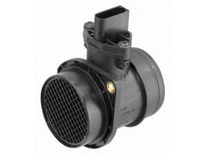 BOSCH 0 280 218 124 oro masės jutiklis
06A 906 461 T
