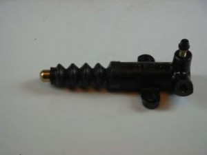 AISIN RZ-018 darbinis cilindras, sankaba
FA01-41-920