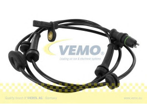 VEMO V24-72-0120 jutiklis, rato greitis 
 Elektros įranga -> Jutikliai
46 740 213